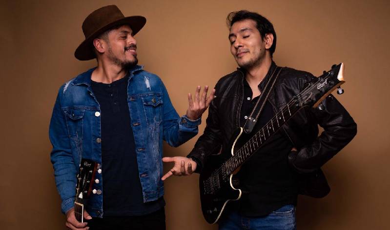 Los cantautores peruanos estrenan nuevo single, la canción tiene un mensaje simple: Di adiós a ese amor tóxico y prioriza el tuyo.