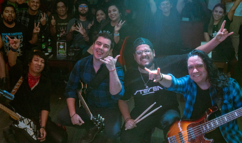 Sterea estrena single Something or Someone en Spotify, YouTube, Apple Music y demás plataformas. Banda formada por Rob Reyna, Diego Val, Charly Aguilar y Freddy Mena.