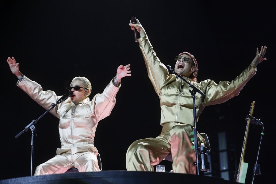 CA7RIEL & Paco Amoroso en vivo